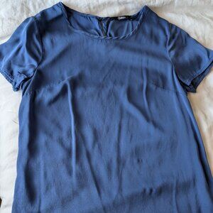 Quince Washable Silk Tee – Cornflower Blue – Medium